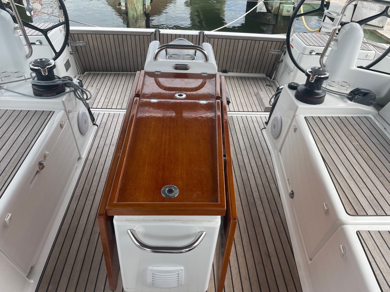 2022 Jeanneau 440 - Photo 23