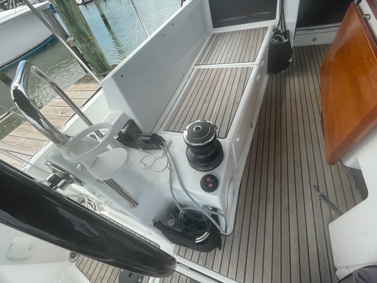 2022 Jeanneau 440 - Photo 16