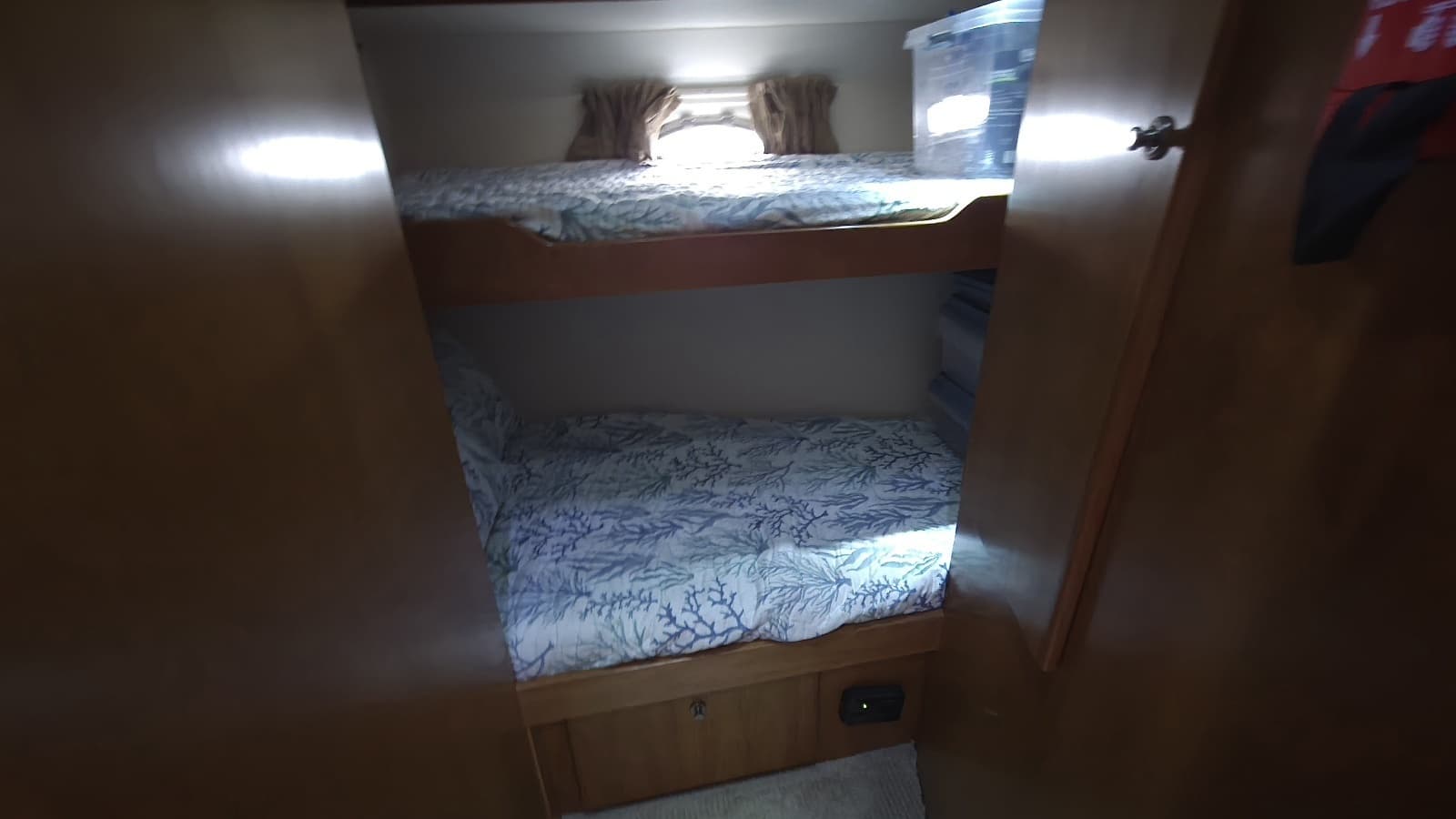 2007 Navigator 5400 - Photo 37