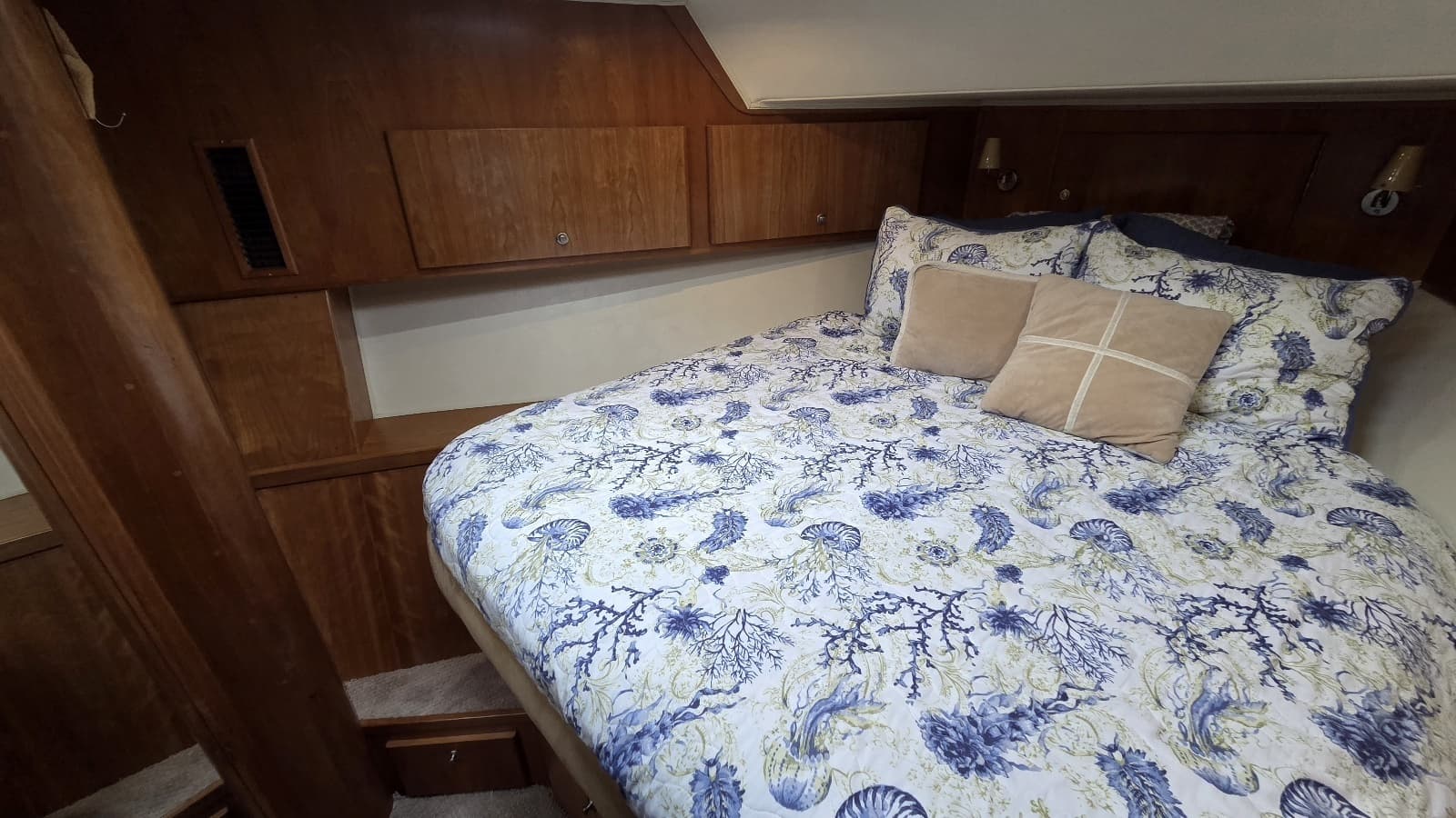 2007 Navigator 5400 - Photo 40