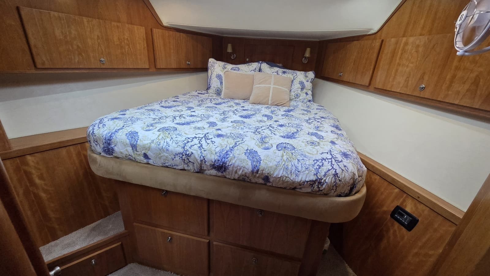 2007 Navigator 5400 - Photo 38