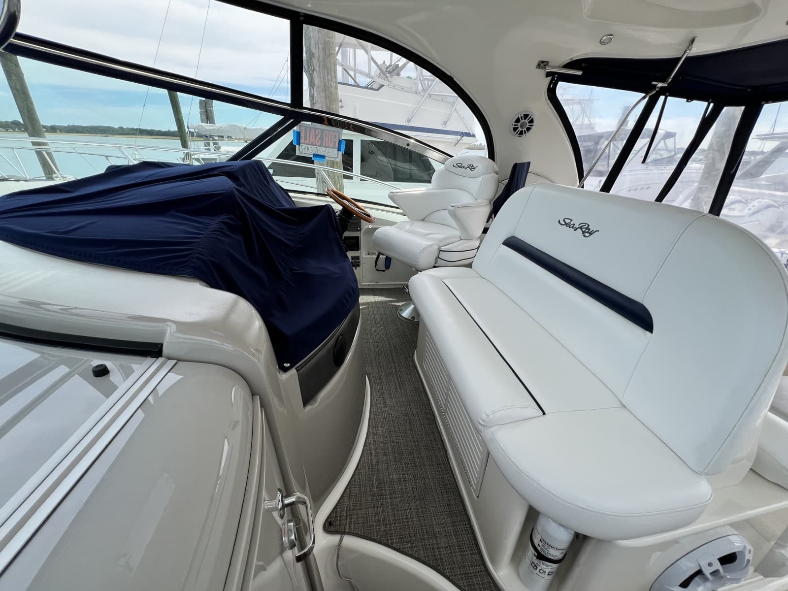 2006 Sea Ray 440 Sundancer - Photo 13