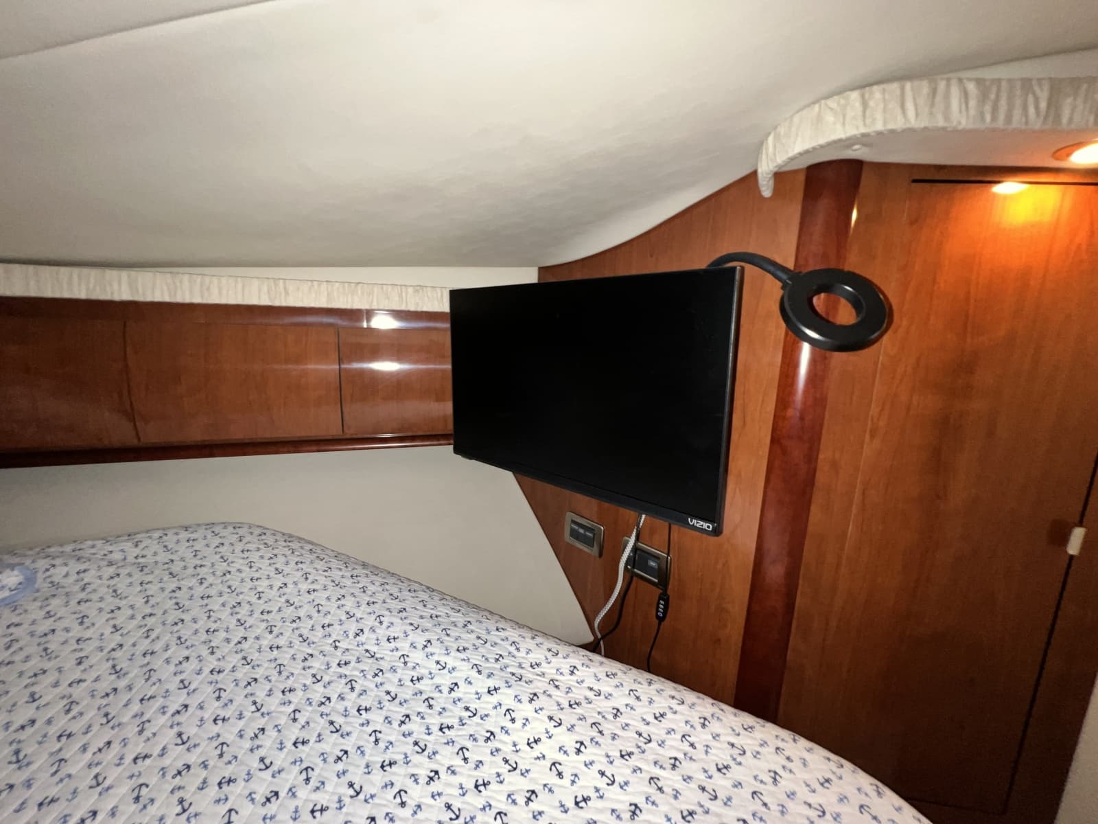 2006 Sea Ray 440 Sundancer - Photo 23