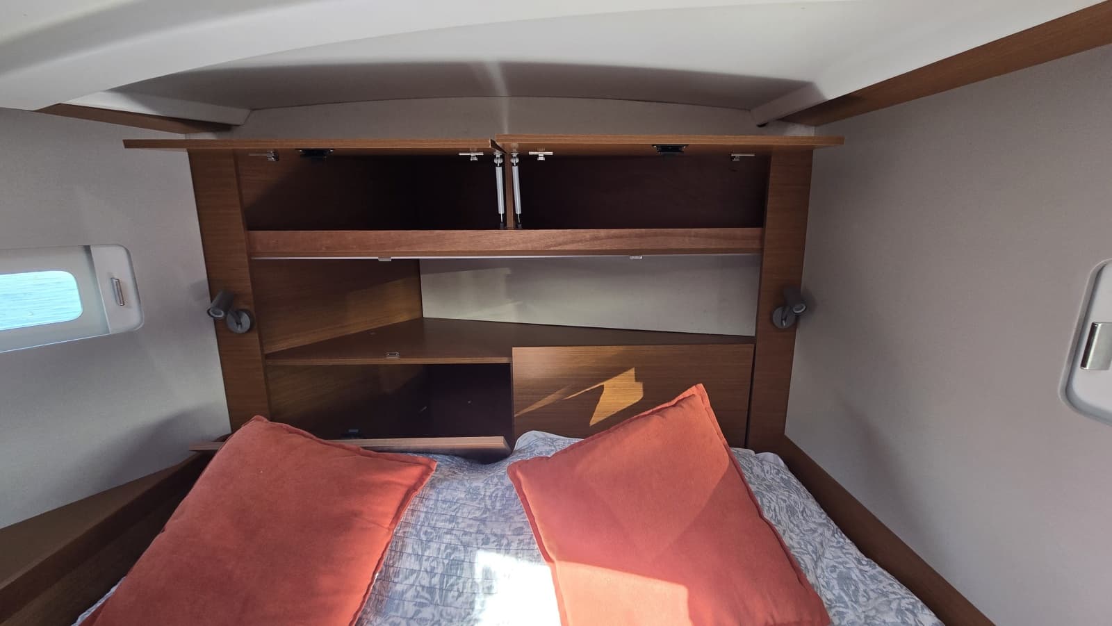 2020 Jeanneau Sun Odyssey 410 - Photo 56