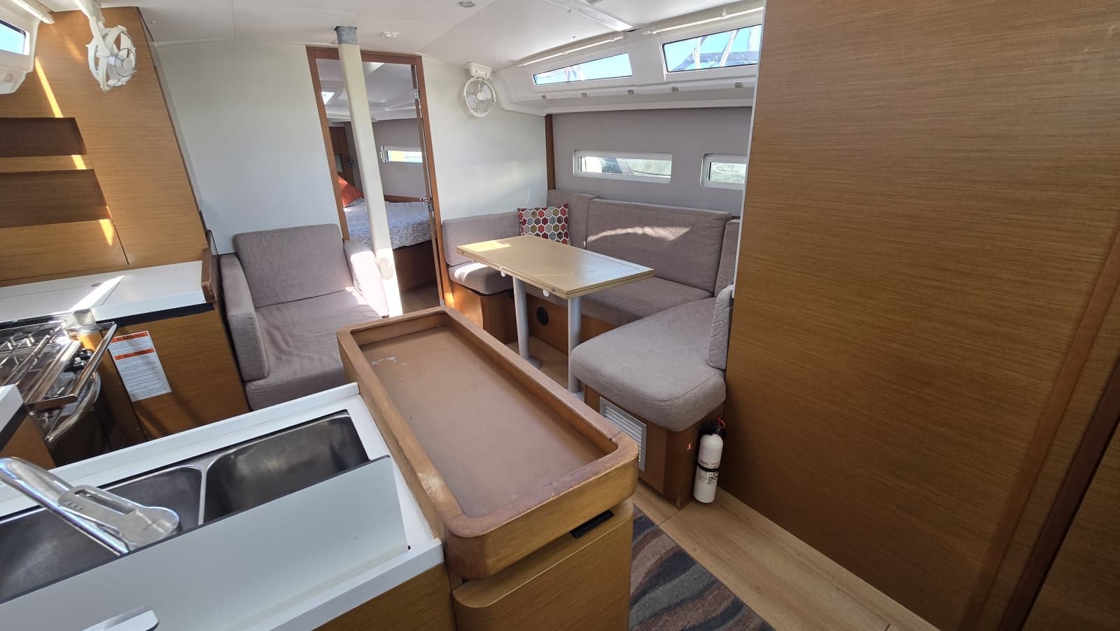 2020 Jeanneau Sun Odyssey 410 - Photo 32
