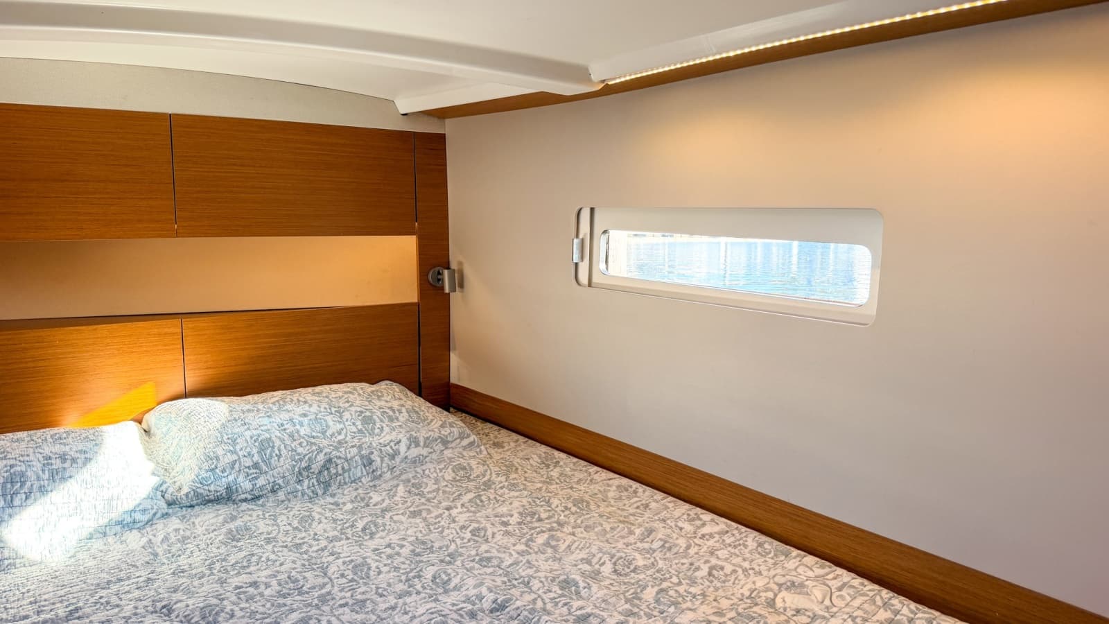 2020 Jeanneau Sun Odyssey 410 - Photo 32