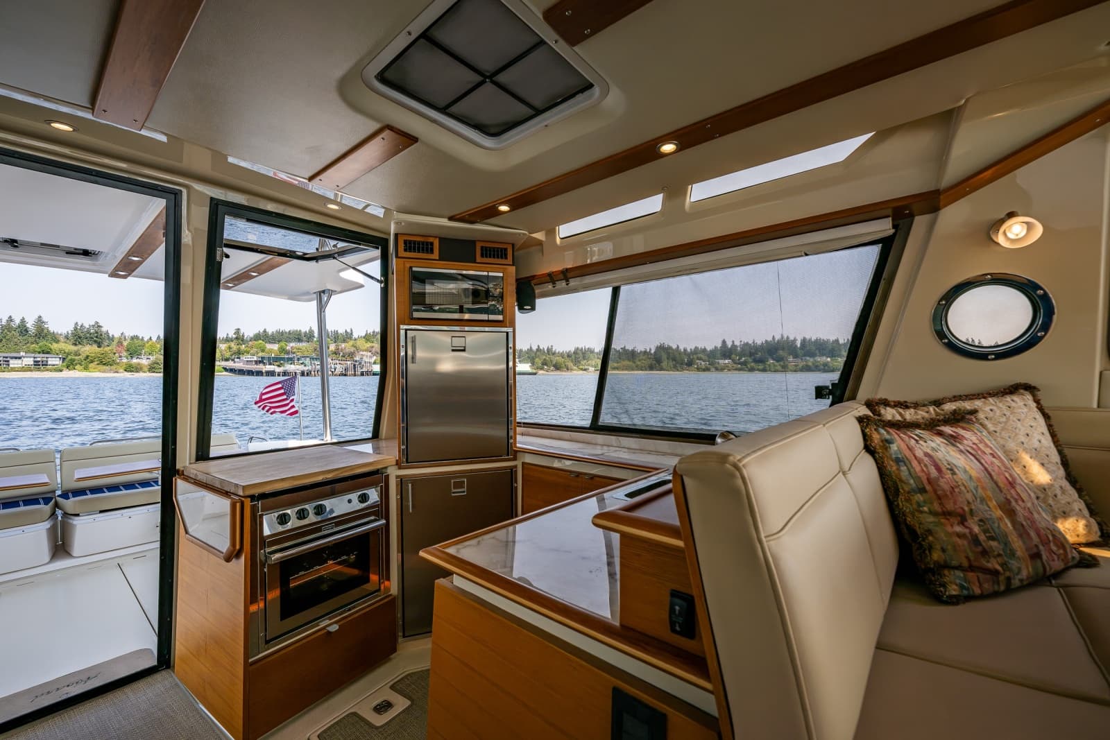 2020 Ranger Tugs 41 CB - Photo 23