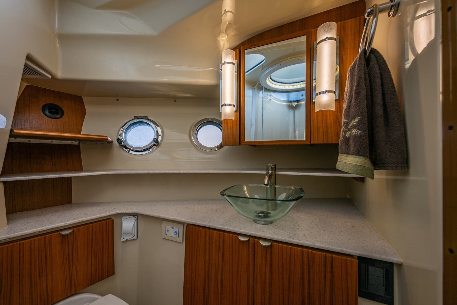 2020 Ranger Tugs 41 CB - Photo 34