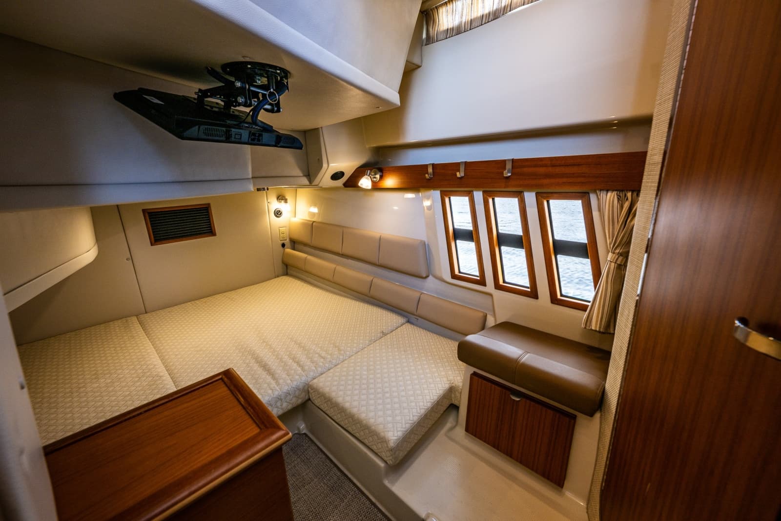 2020 Ranger Tugs 41 CB - Photo 42