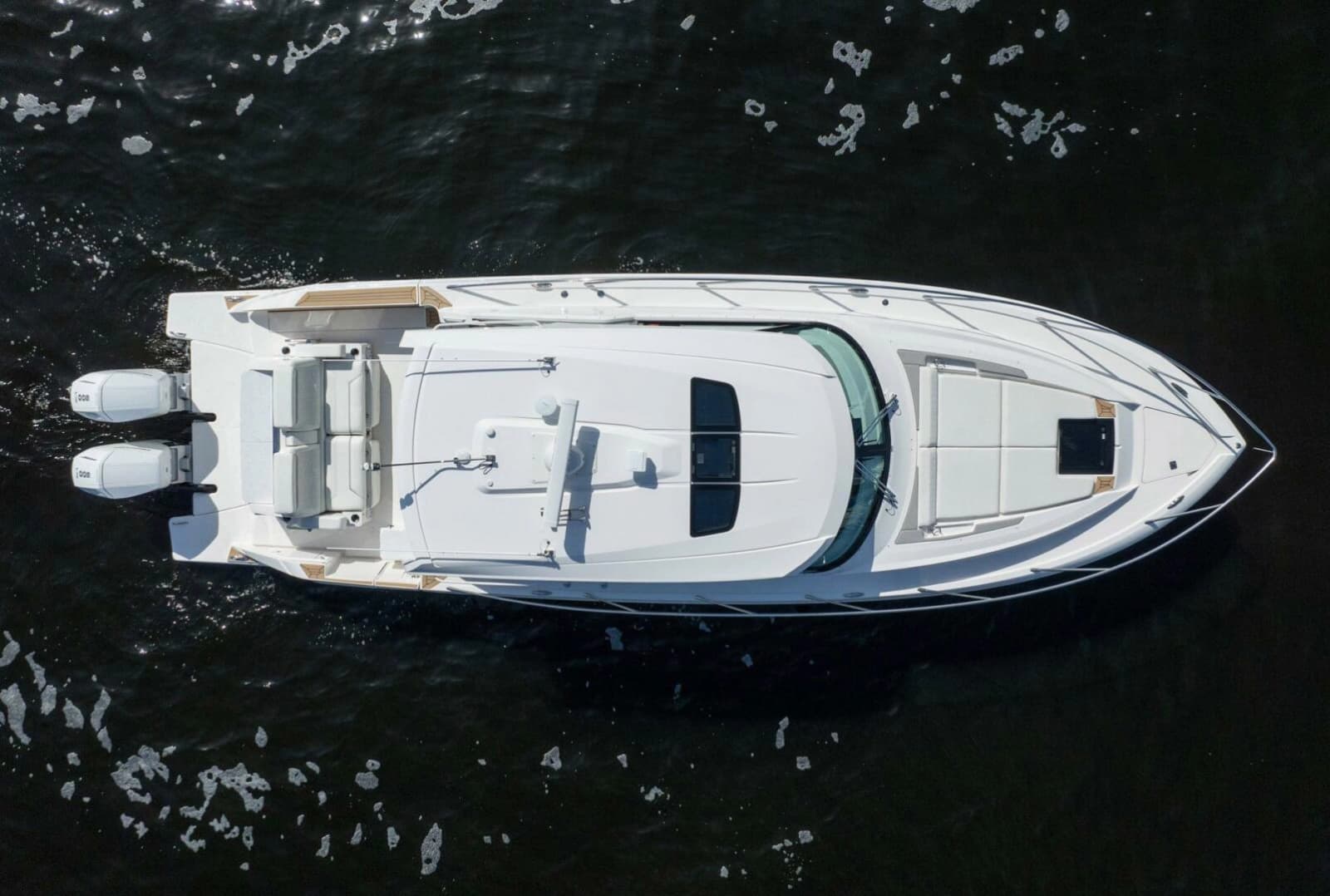 2022 Tiara Yachts 43 LE - Photo 50