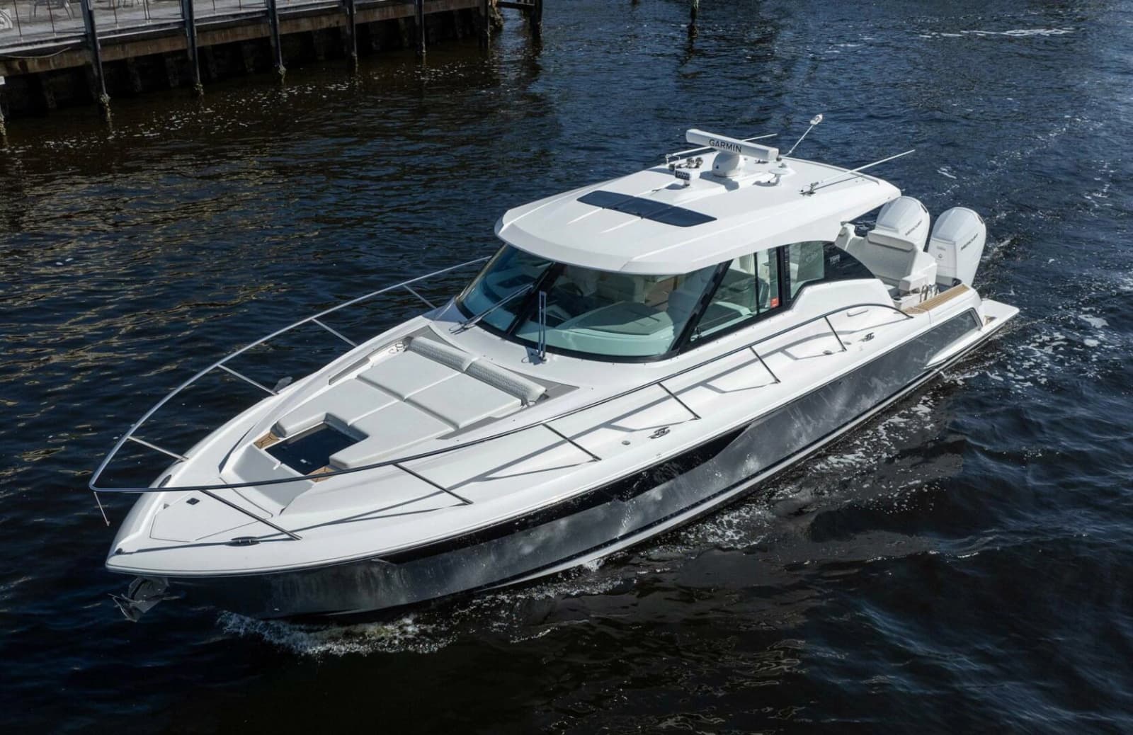 2022 Tiara Yachts 43 LE - Photo 49