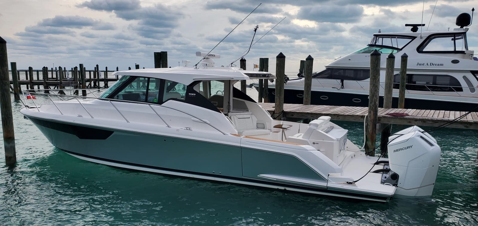 2022 Tiara Yachts 43 LE - Photo 7