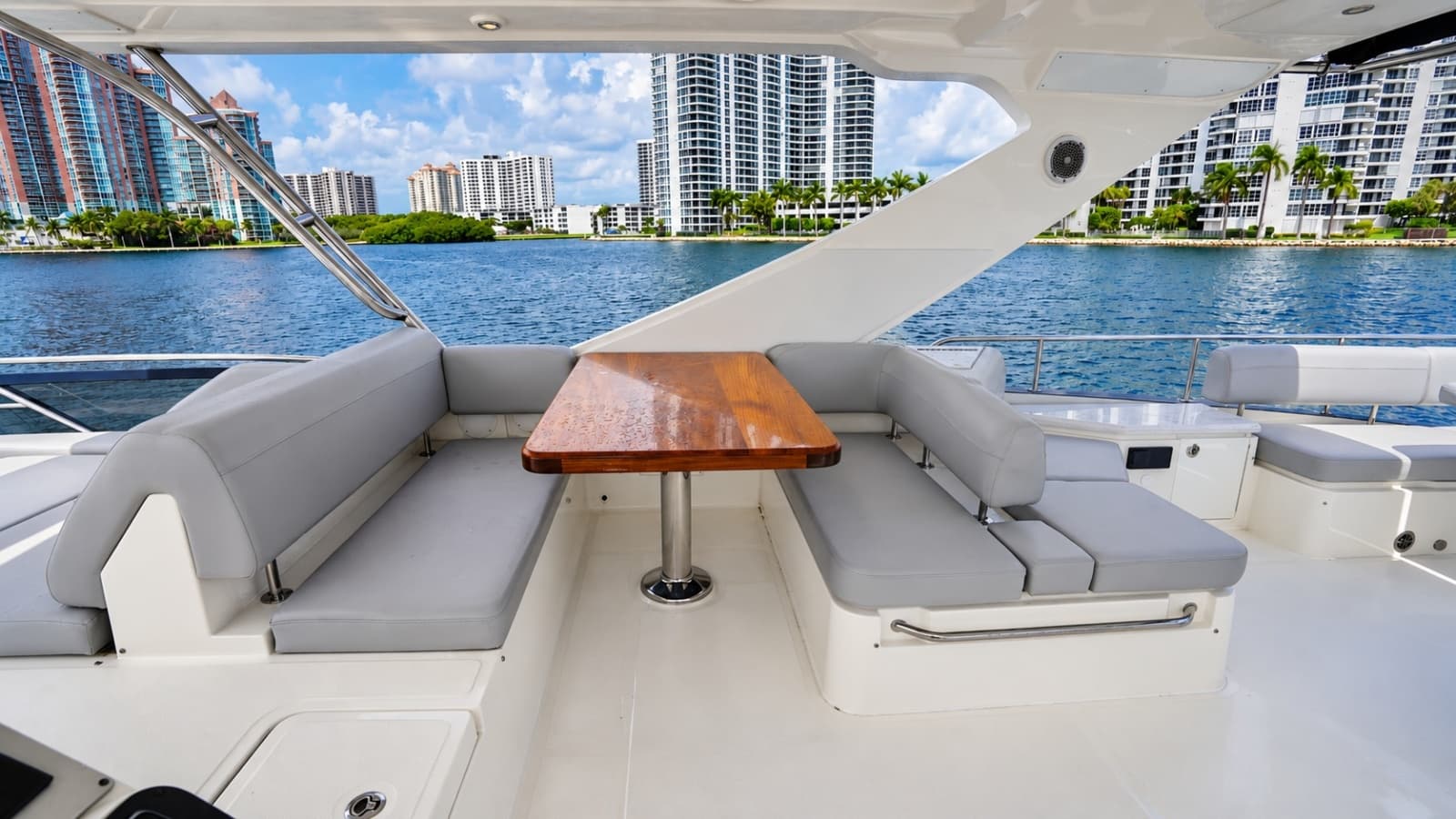 2016 Sea Ray L650 Fly - Photo 47