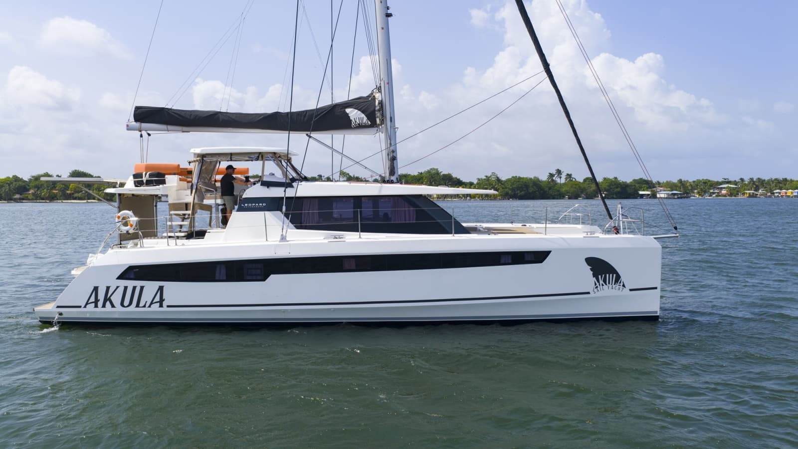 2022 Leopard 50 - Photo 14