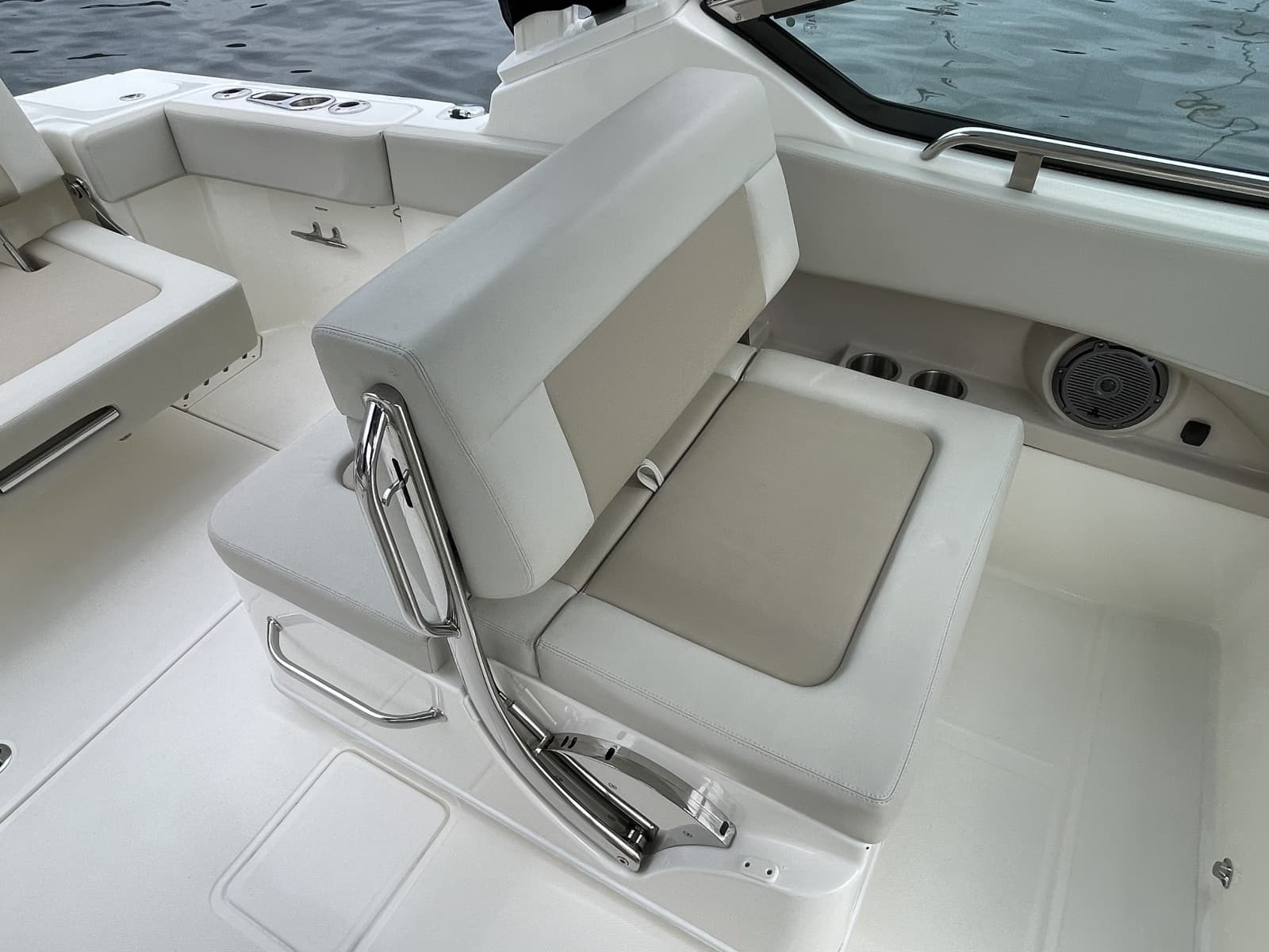 2023 Boston Whaler  - Photo 49