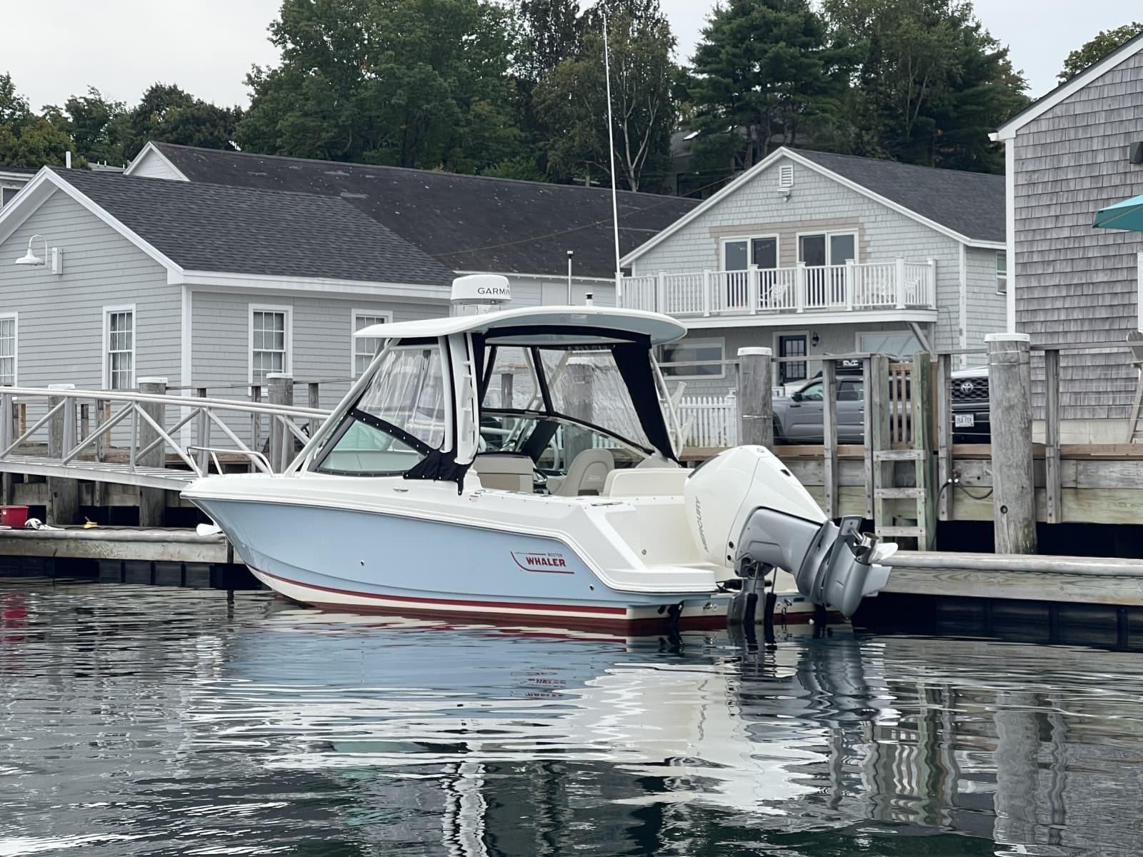 2023 Boston Whaler  - Photo 35