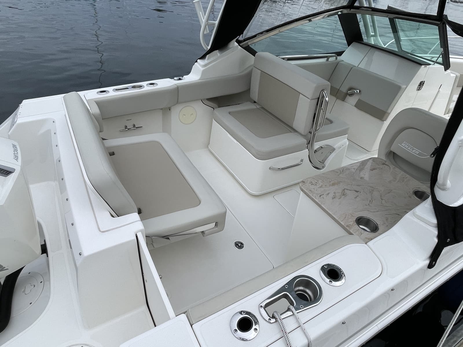 2023 Boston Whaler  - Photo 38