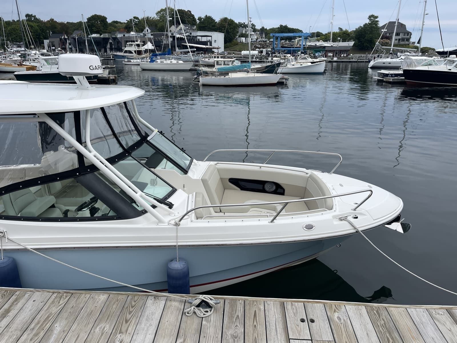 2023 Boston Whaler  - Photo 6