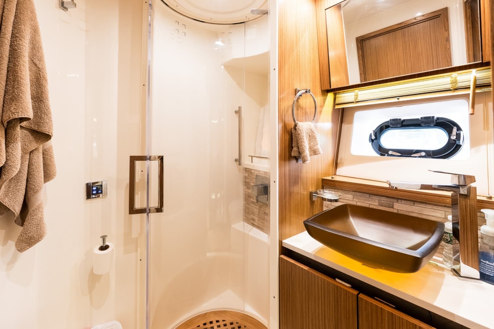 2018 Sea Ray L550 - Photo 27