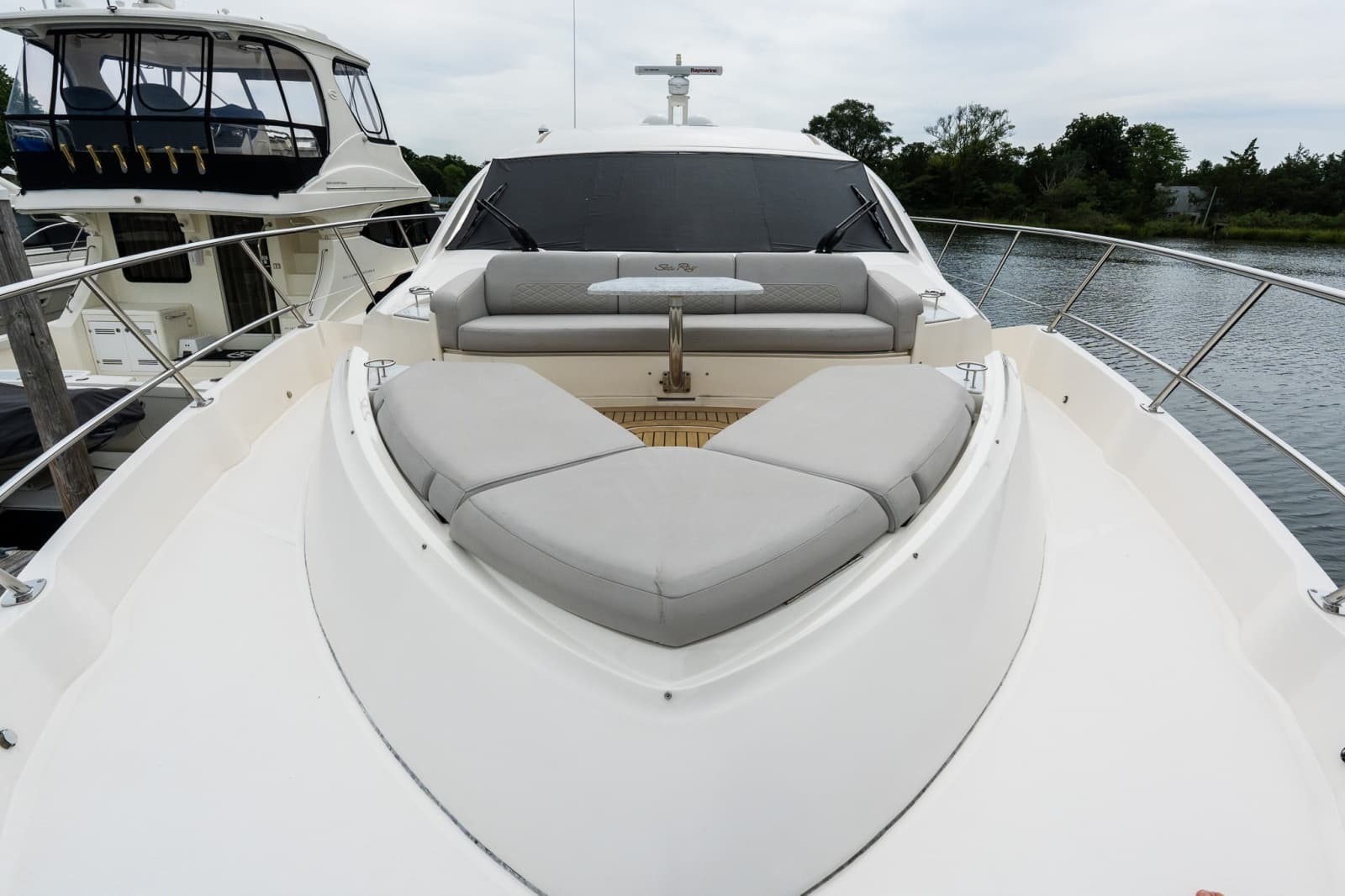 2018 Sea Ray L550 - Photo 10