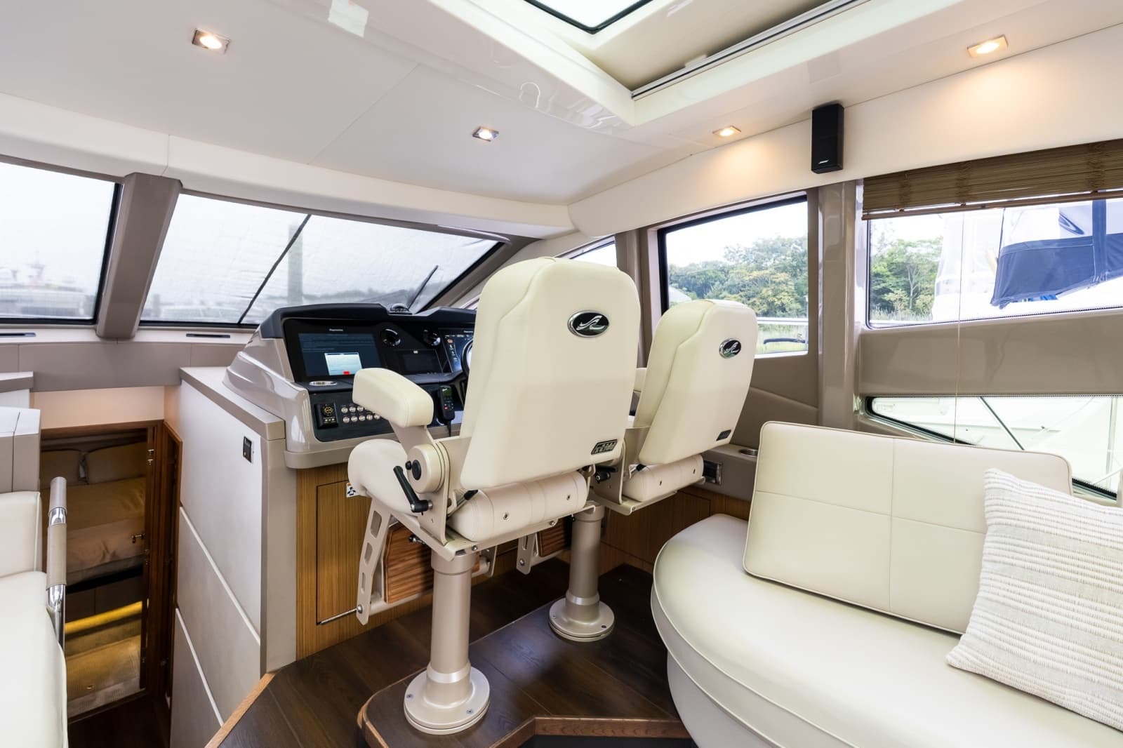 2018 Sea Ray L550 - Photo 41