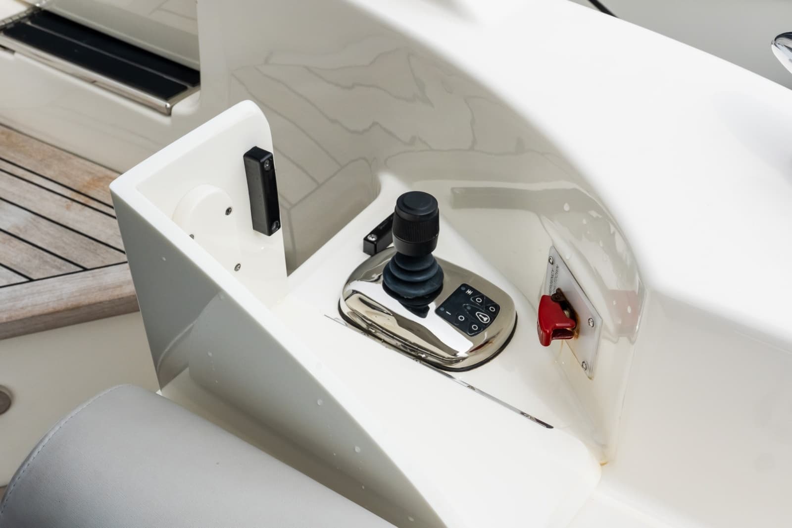 2018 Sea Ray L550 - Photo 47