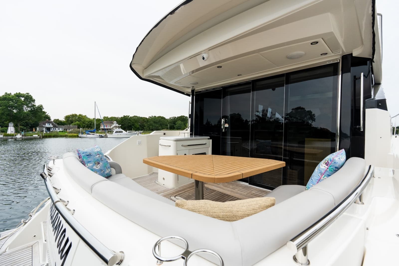 2018 Sea Ray L550 - Photo 22