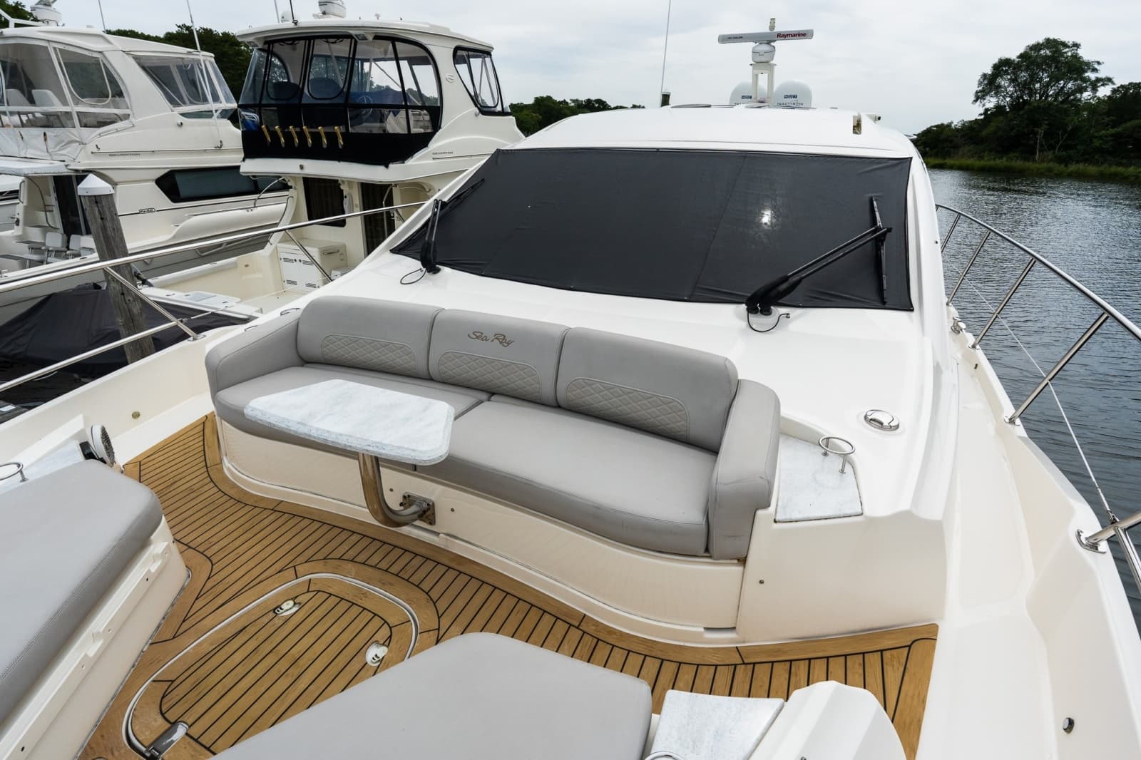 2018 Sea Ray L550 - Photo 14