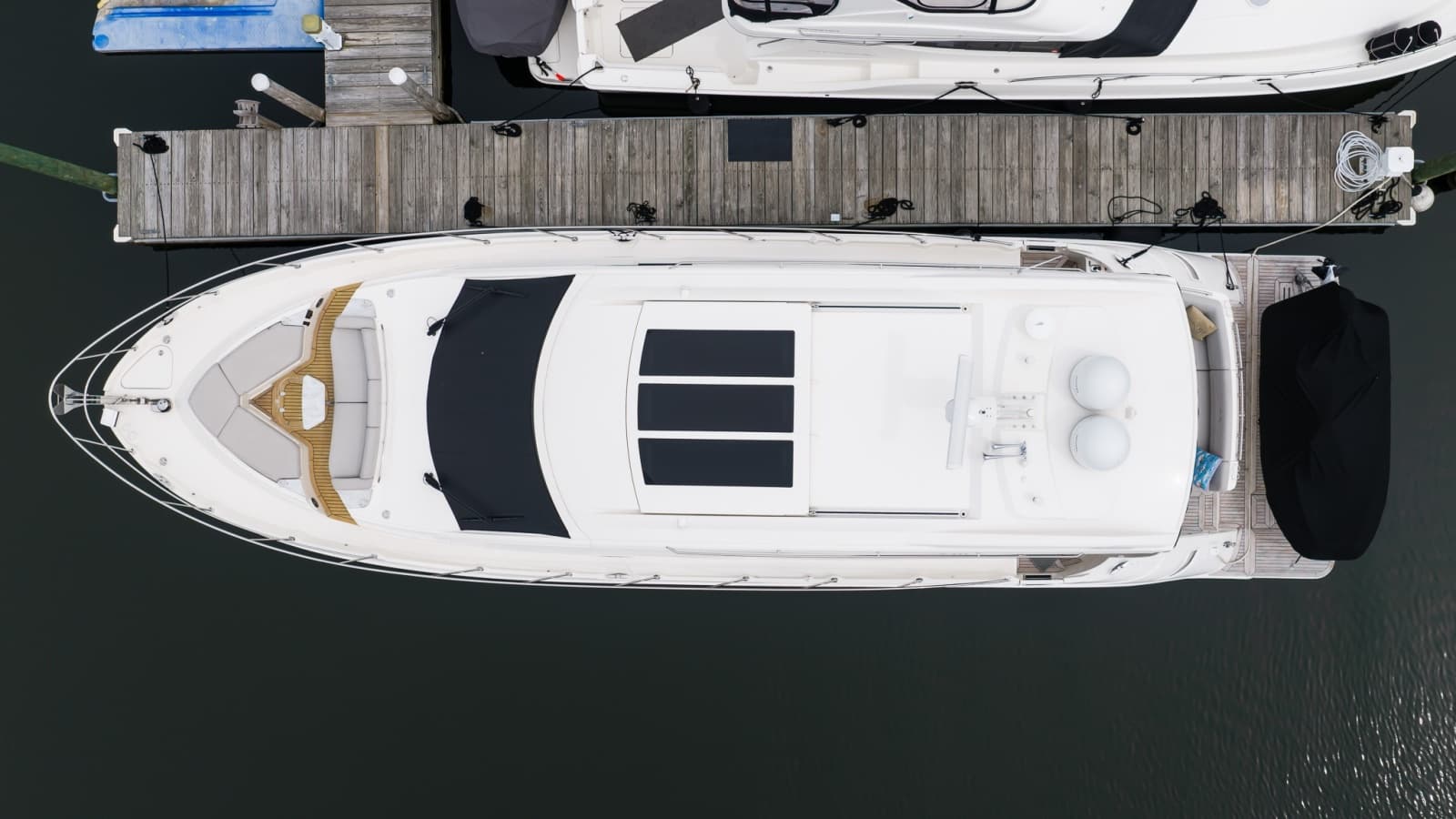 2018 Sea Ray L550 - Photo 2