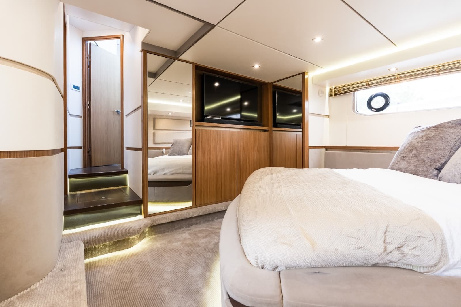 2018 Sea Ray L550 - Photo 32