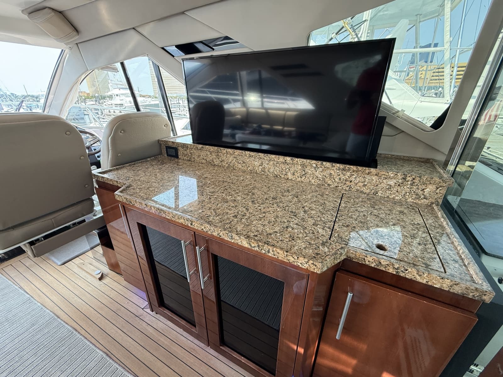 2014 Regal 53 Sport Coupe - Photo 18