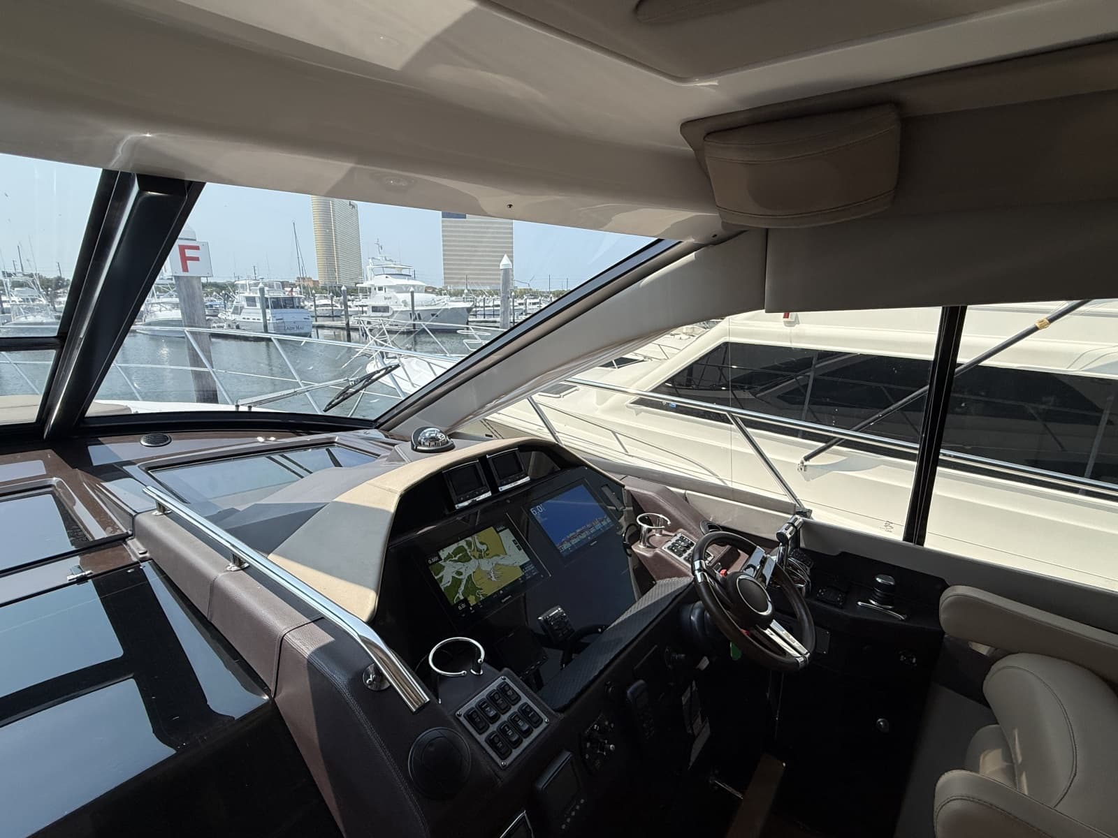 2014 Regal 53 Sport Coupe - Photo 21