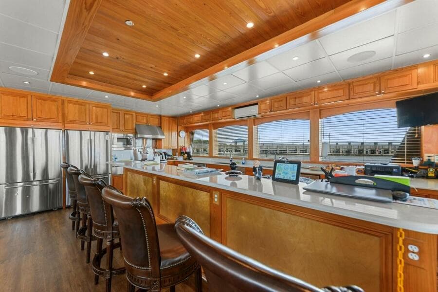 2018 Avenger Luxury Catamaran Coastal Cruiser - Photo 15
