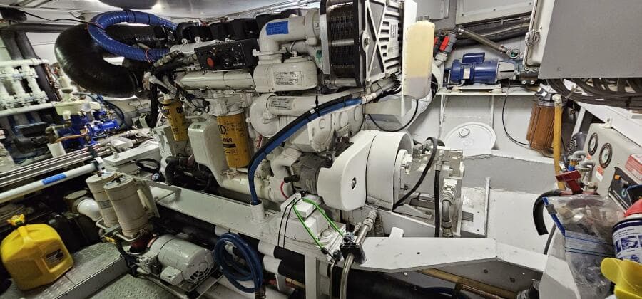1969 Derecktor Hunt Motor Yacht - Photo 24