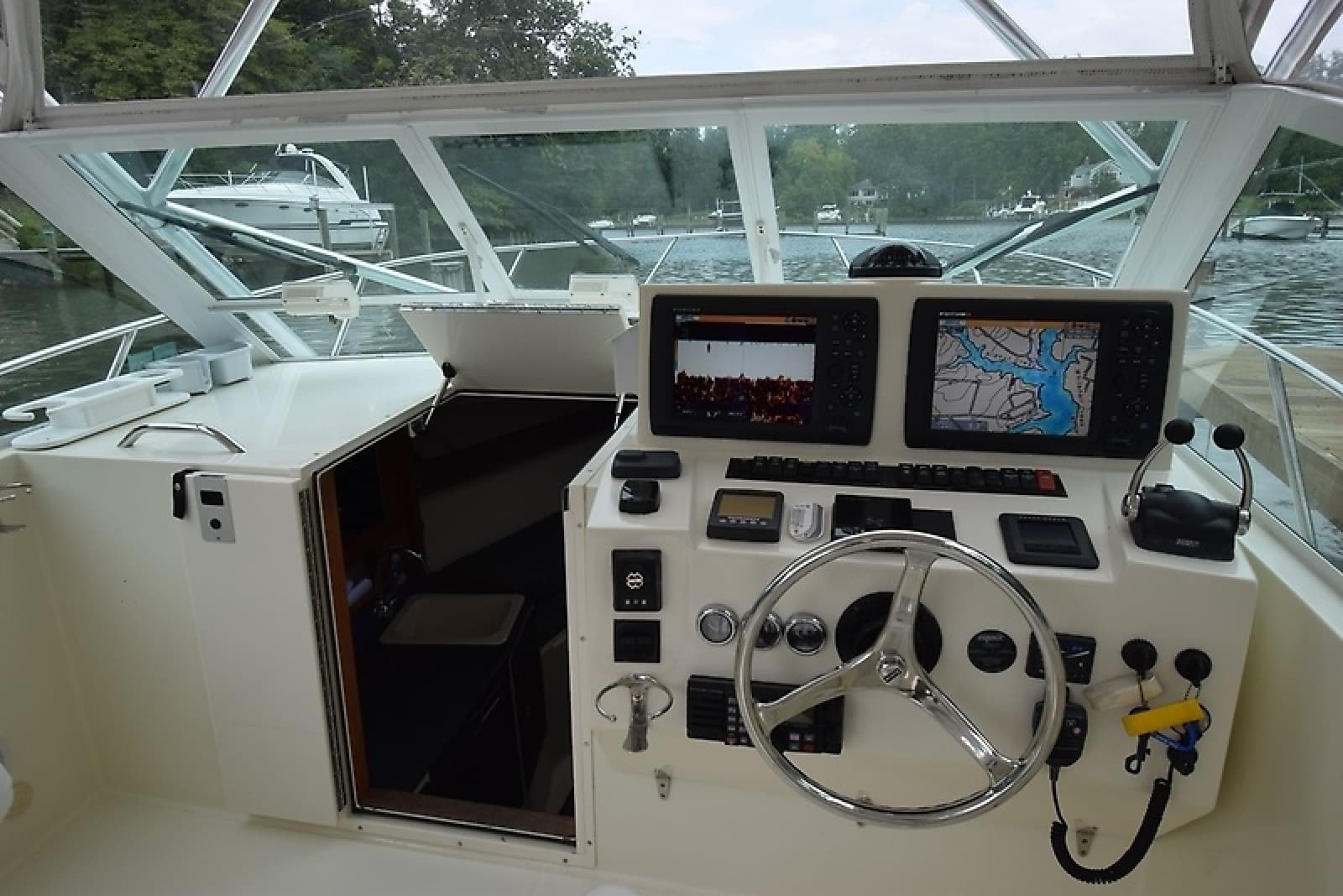 2010 Carolina Classic 28 Express - Photo 33