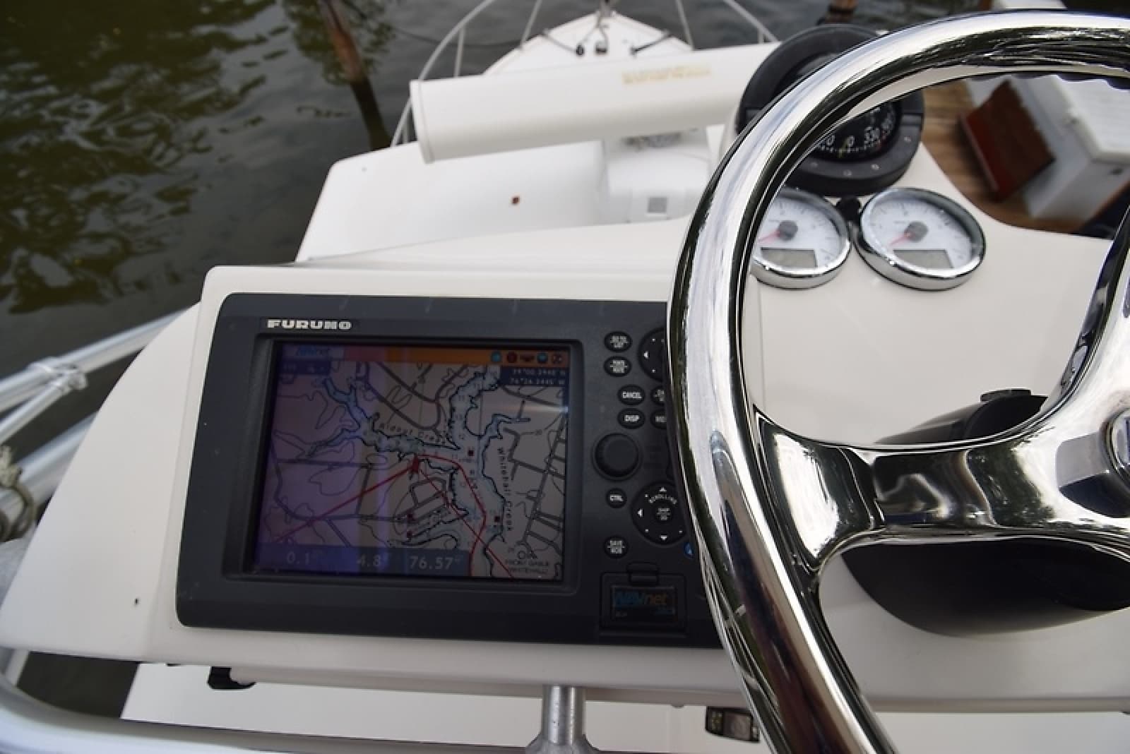 2010 Carolina Classic 28 Express - Photo 17