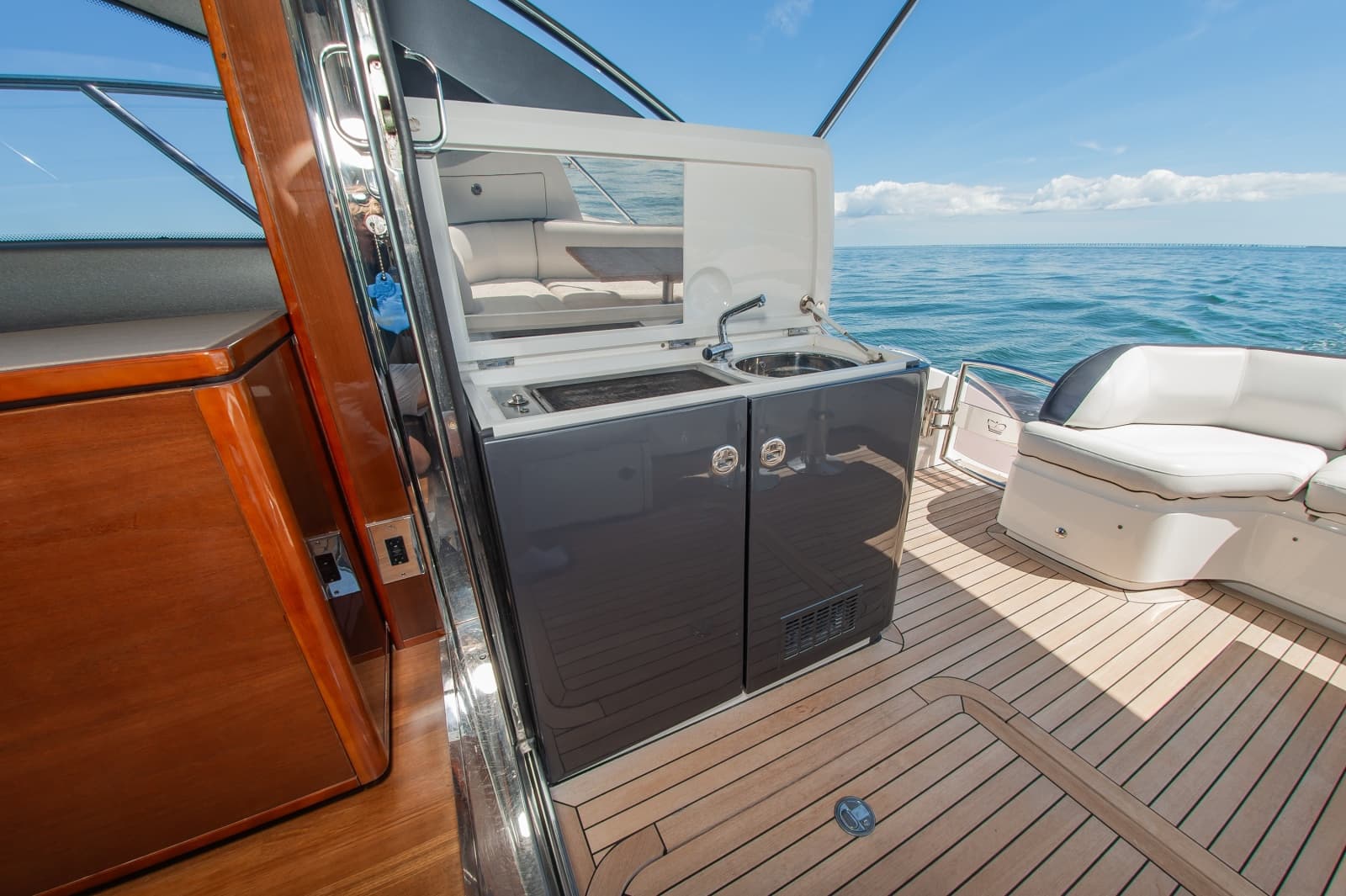 2014 Princess V48 - Photo 16
