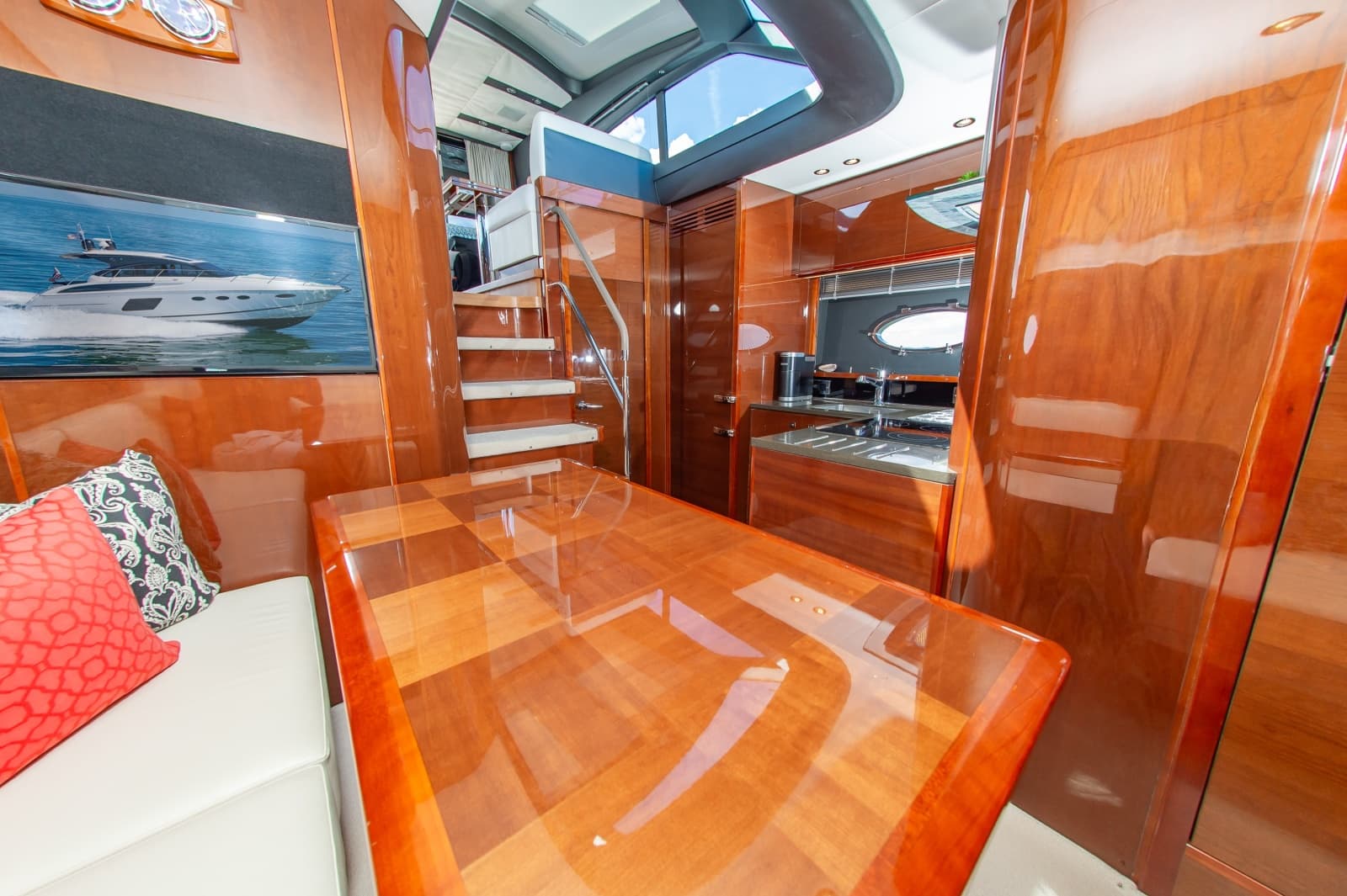 2014 Princess V48 - Photo 25