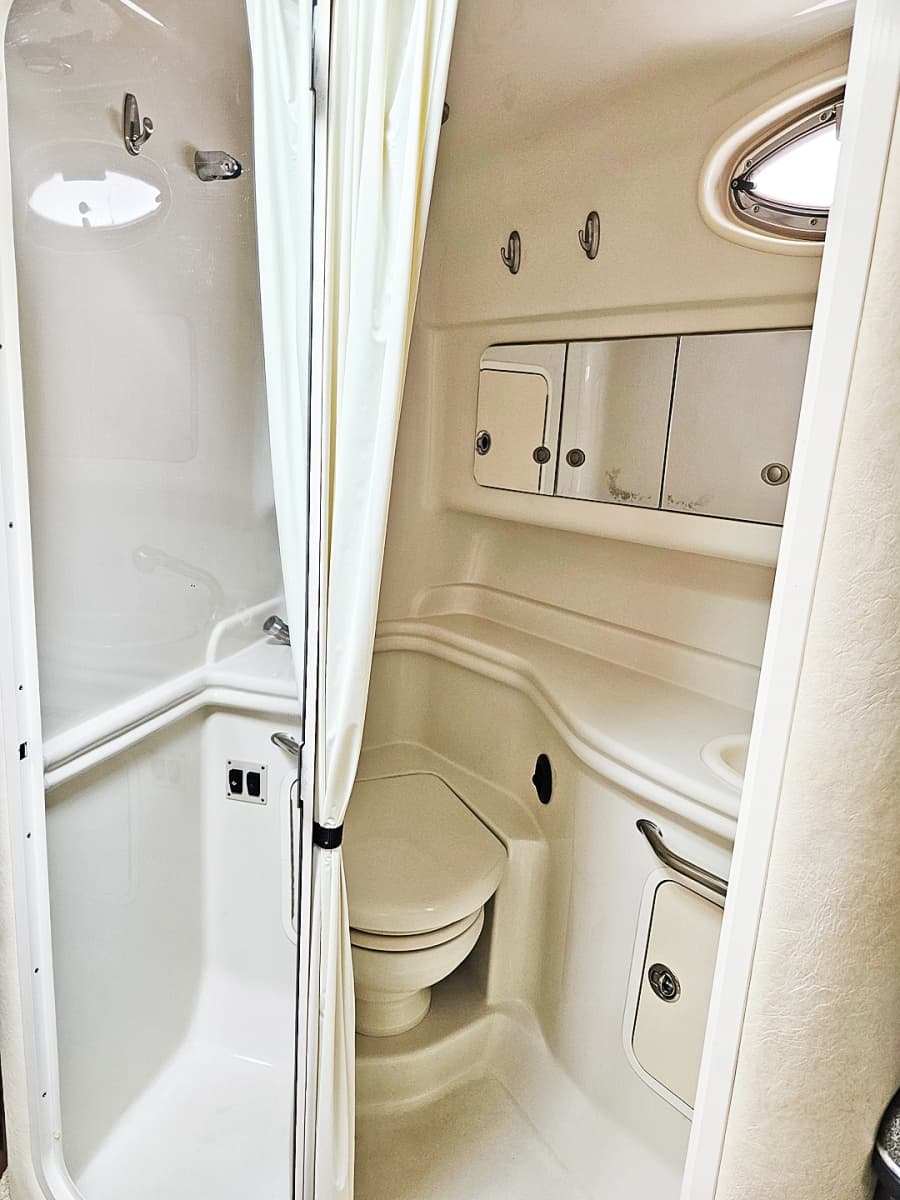 2007 Sea Ray 320 - Photo 14