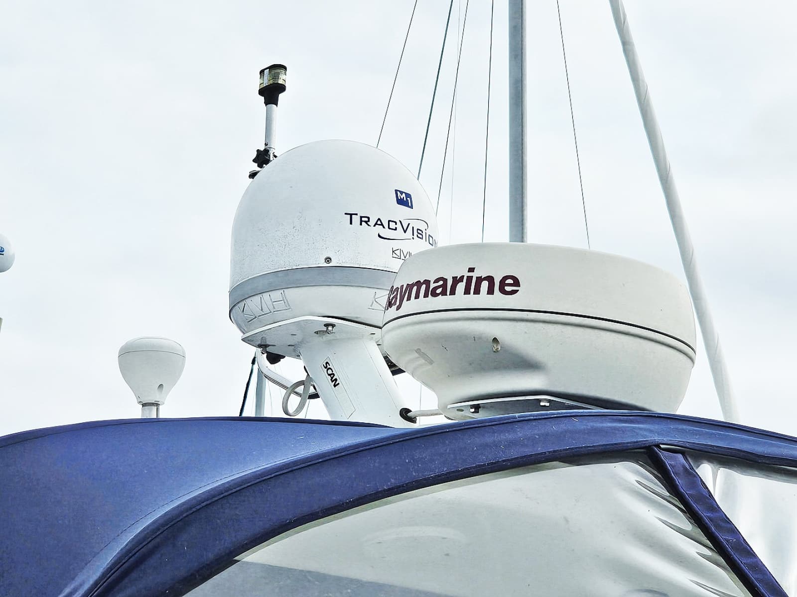 2007 Sea Ray 320 - Photo 17
