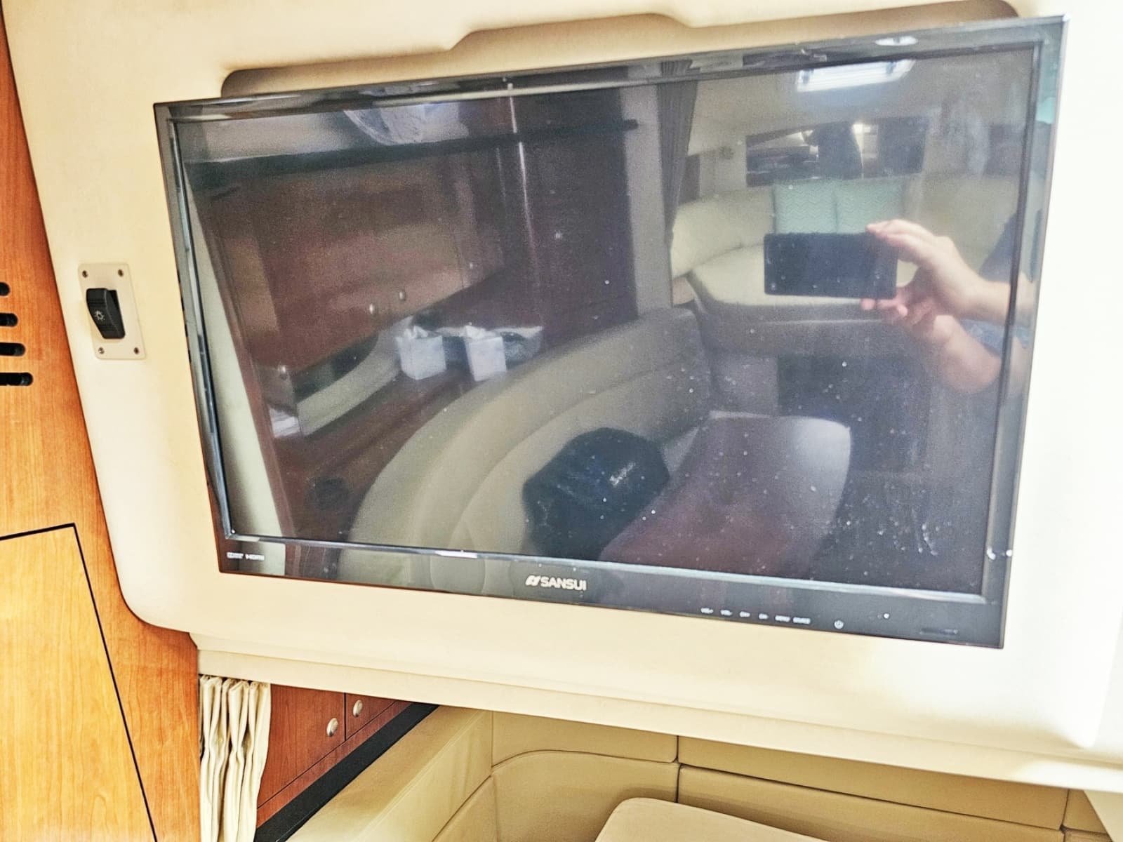 2007 Sea Ray 320 - Photo 12