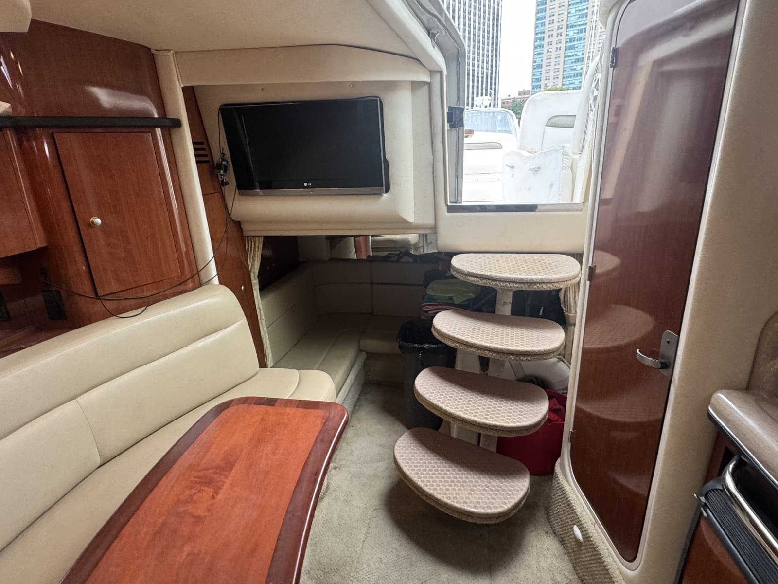 2006 Sea Ray 320 Sundancer - Photo 15