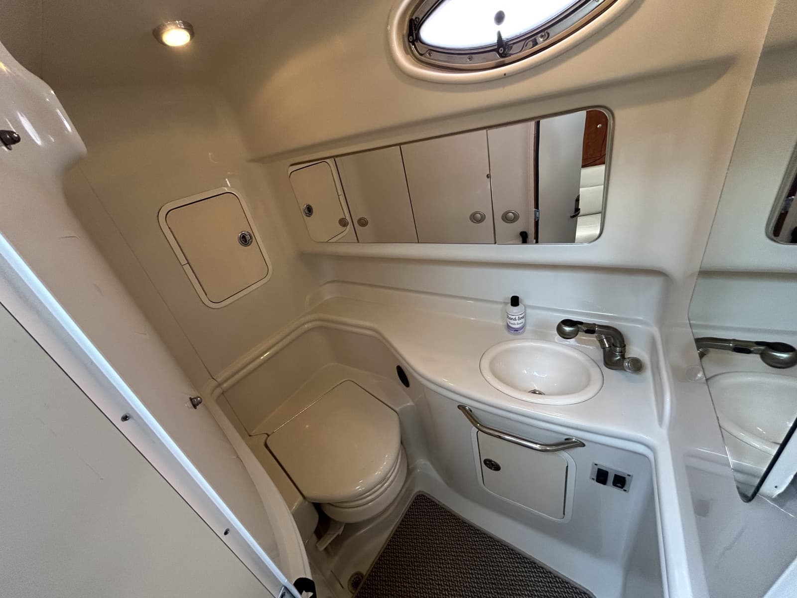 2006 Sea Ray Sundancer 320 - Photo 13