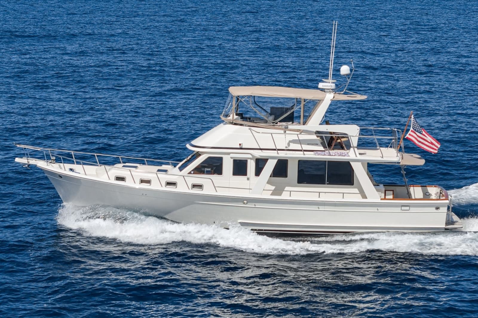 1999 Offshore Yachts 48 Sedan - Photo 5