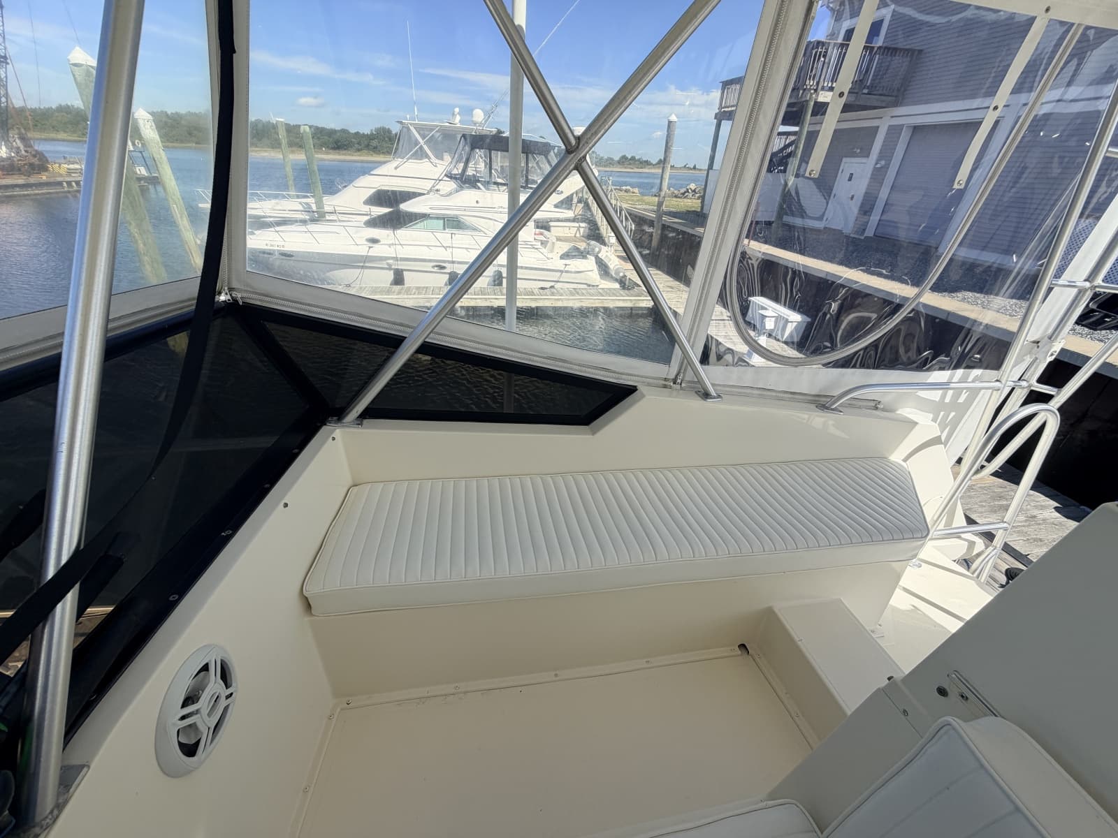1989 Viking Viking 41 Convertible - Photo 11