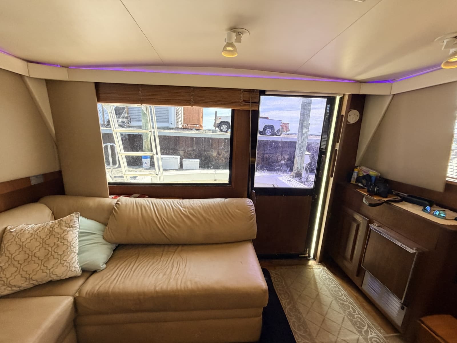 1989 Viking Viking 41 Convertible - Photo 14
