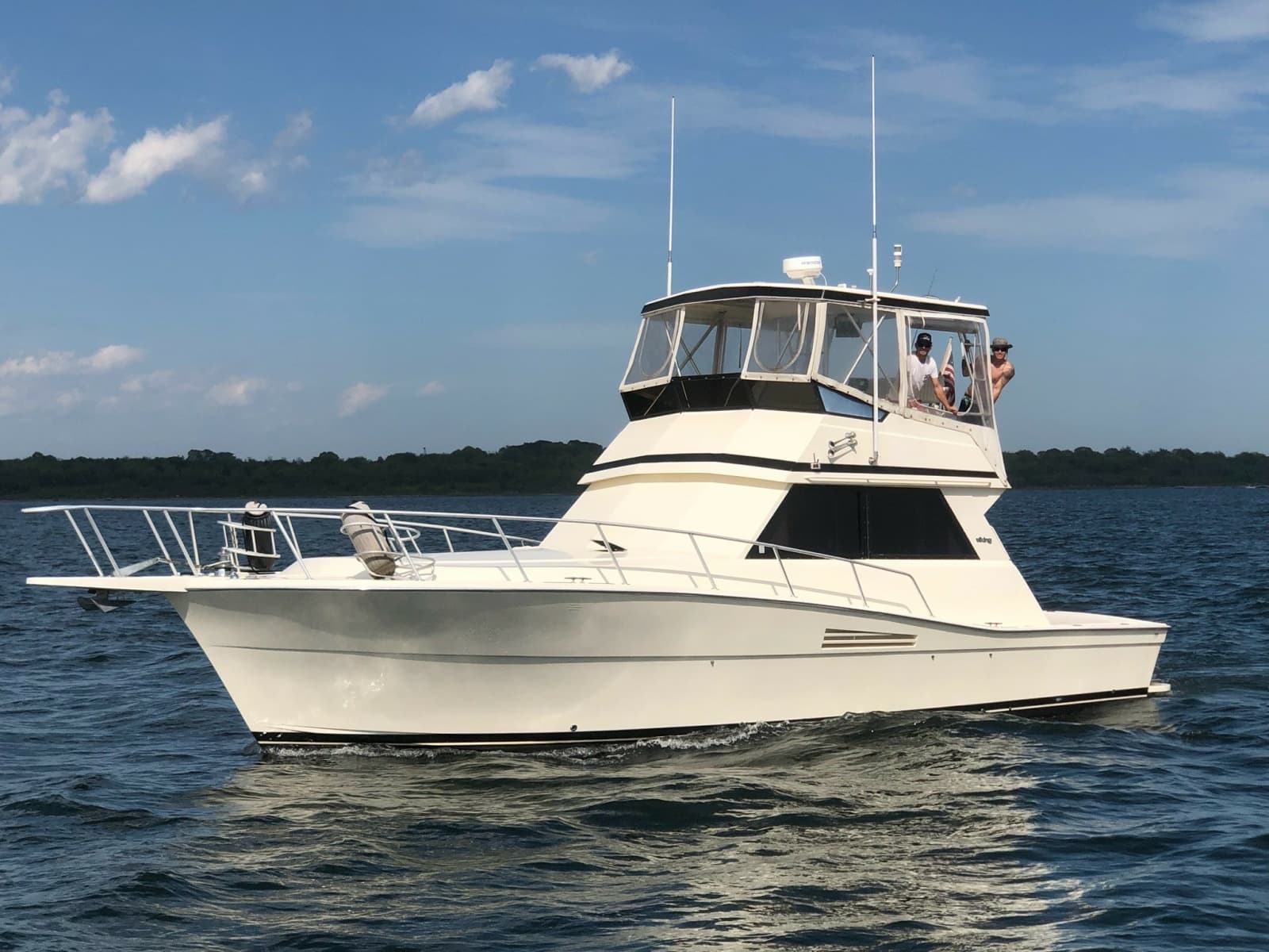 1989 Viking Viking 41 Convertible - Photo 2