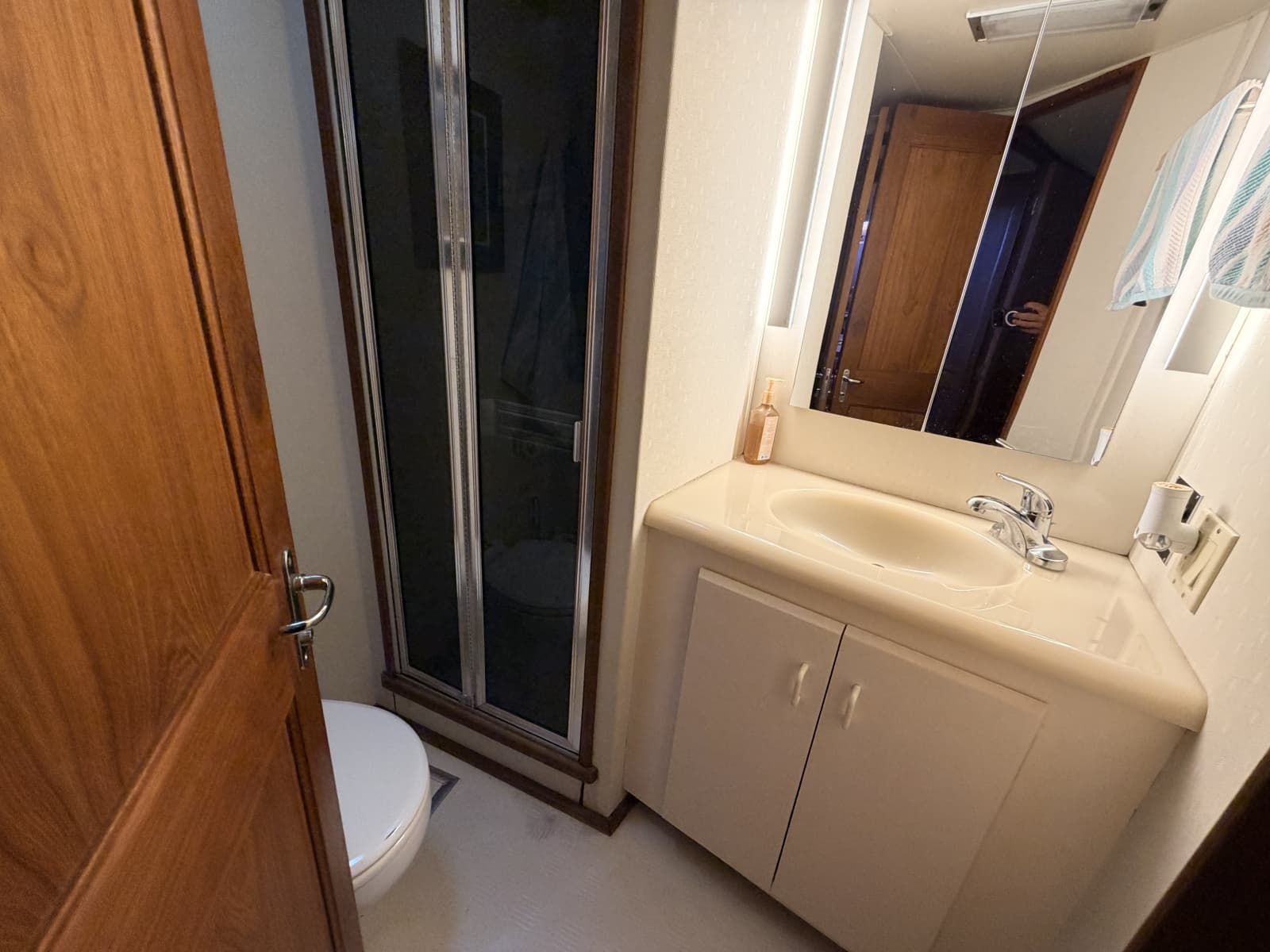 1989 Viking Viking 41 Convertible - Photo 26