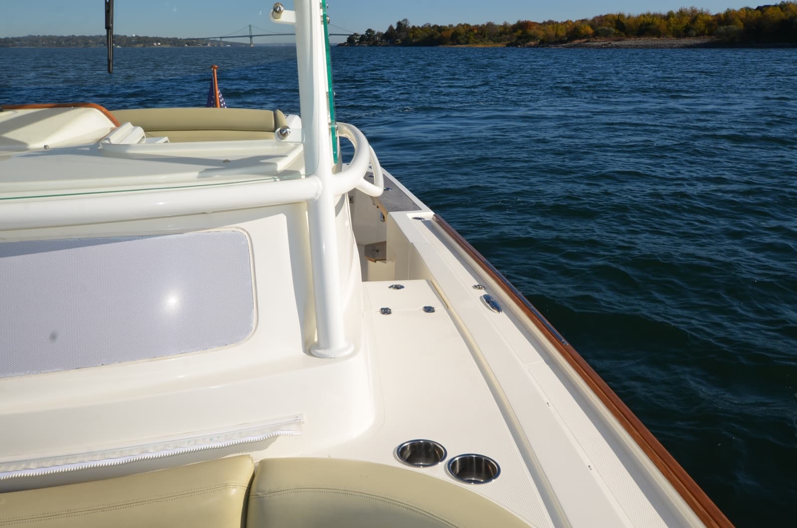 2018 Hunt Yachts 32 CC - Photo 31