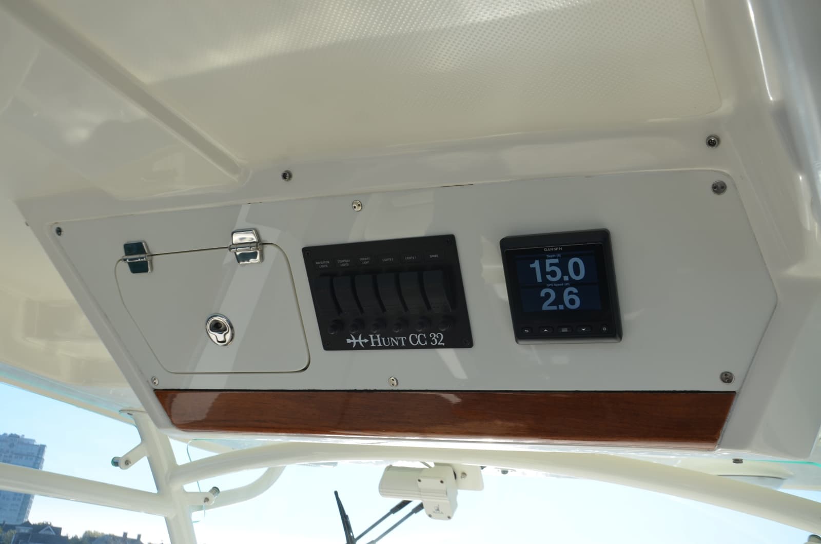2018 Hunt Yachts 32 CC - Photo 22